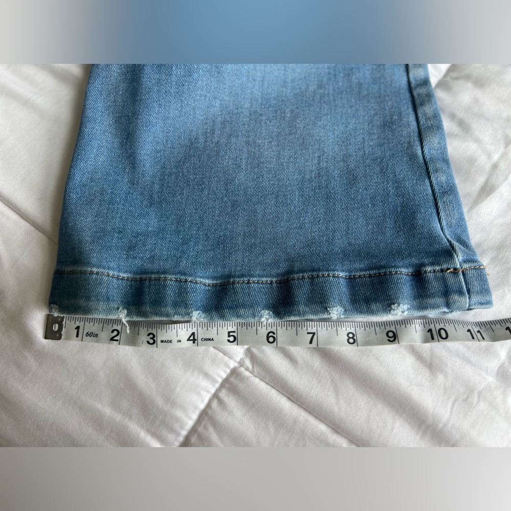 KanCan Gabriella High Rise Curvy Button Fly Flare Jeans Size 25 Light Wash - Picture 14 of 16